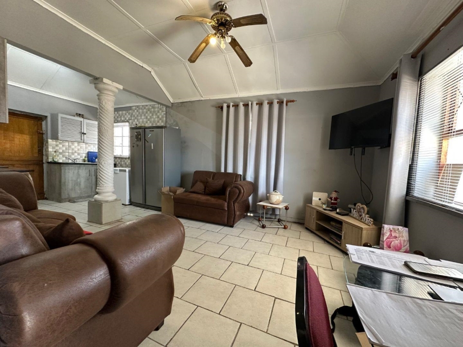 To Let 2 Bedroom Property for Rent in Kensington Eastern Cape